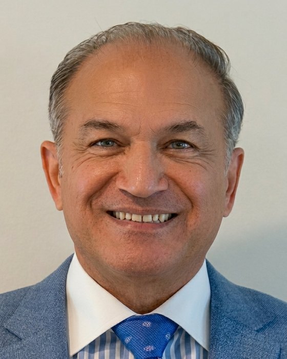Michael Petrosian, Founder and CEO of Michael Daniel Investments
